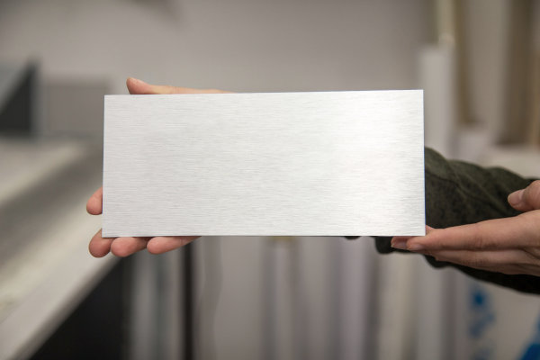 placa de aluminio anodizado