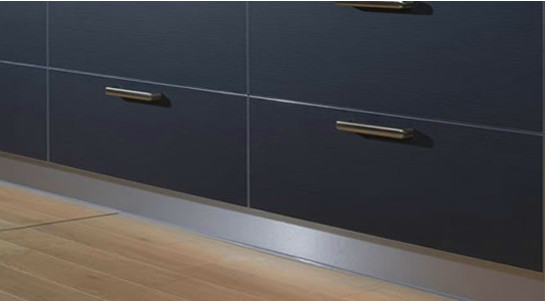ornamento de mueble en aluminio anodizado